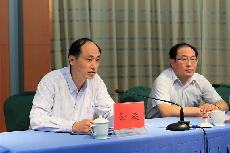 江苏省委组织部干部教育处调研员孙焱对学员提出希望