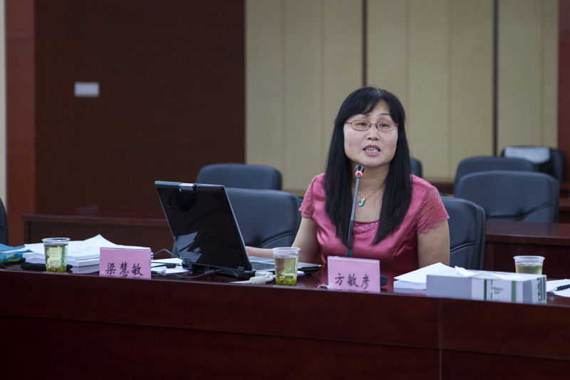 我院省科技厅项目红叶石楠三叶草新品种系选育通过验收