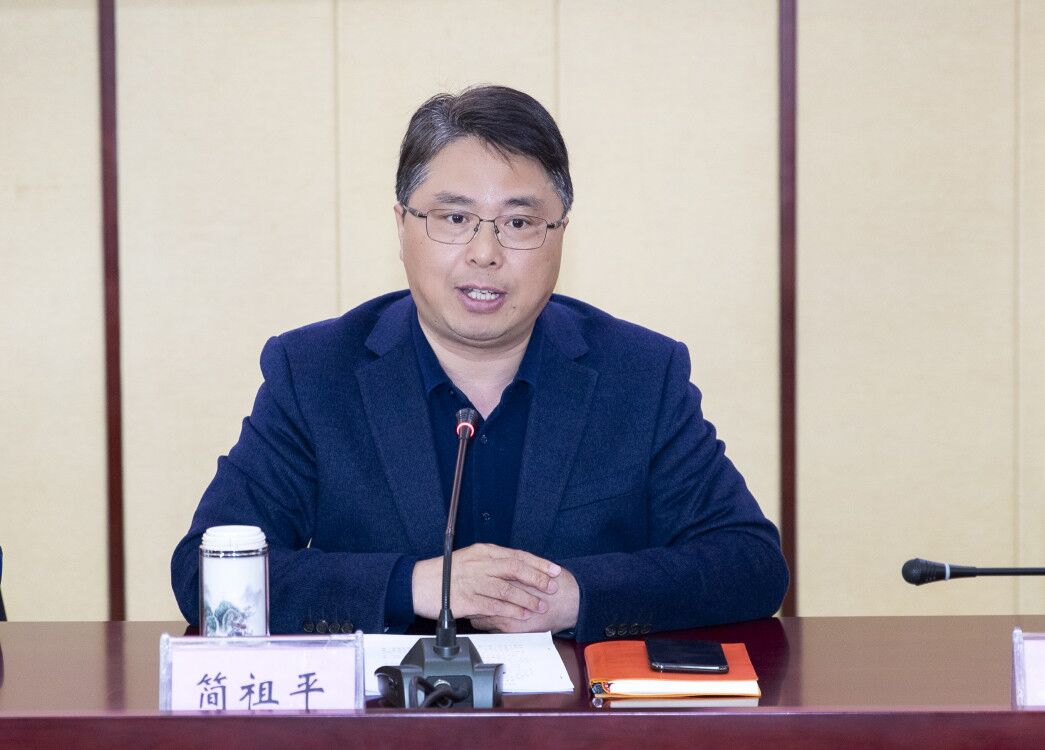 省高校招生就业指导服务中心来我院走访调研